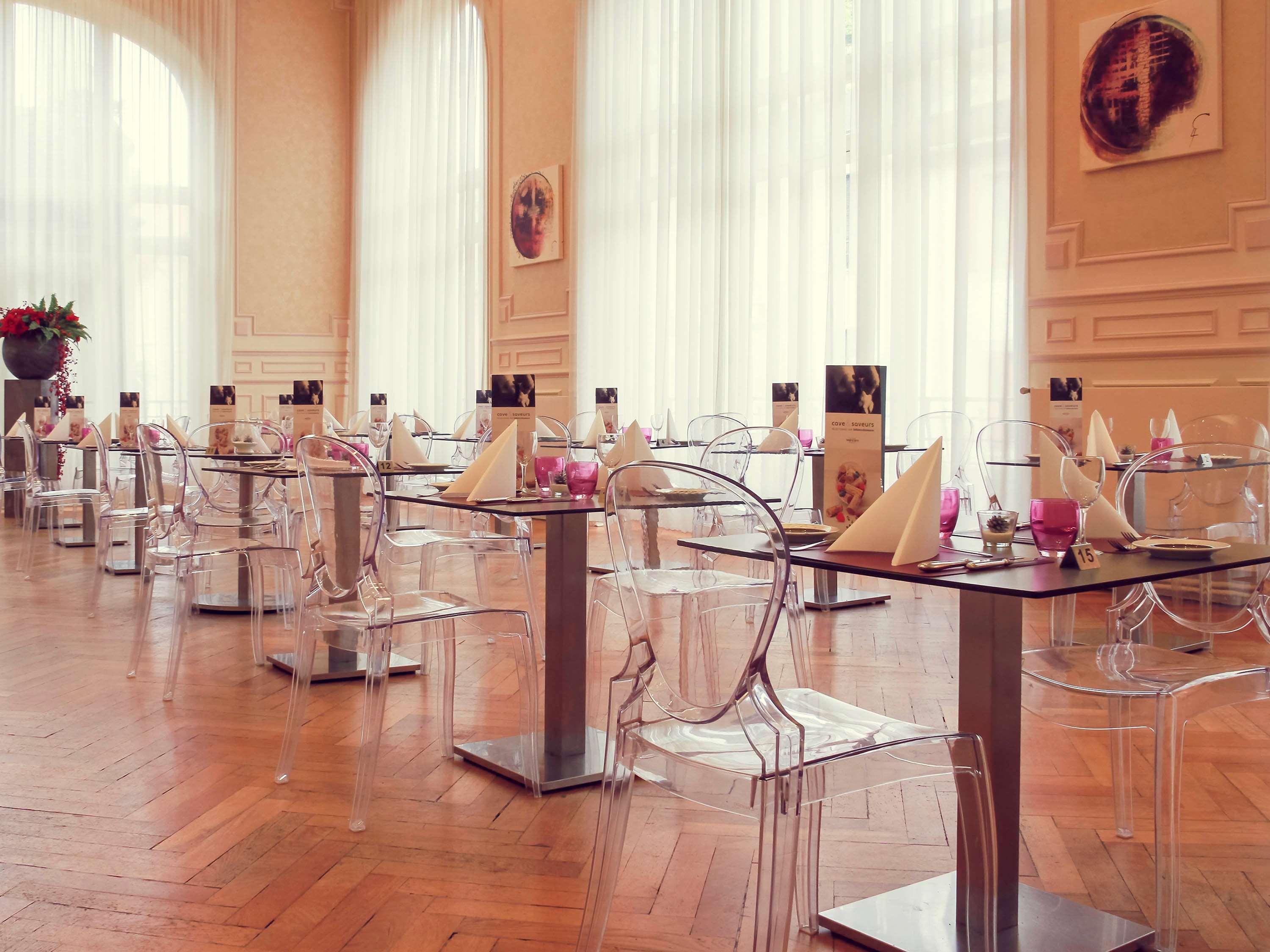 Hotel Mercure Saint-Nectaire Spa & Bien-Etre Bagian luar foto