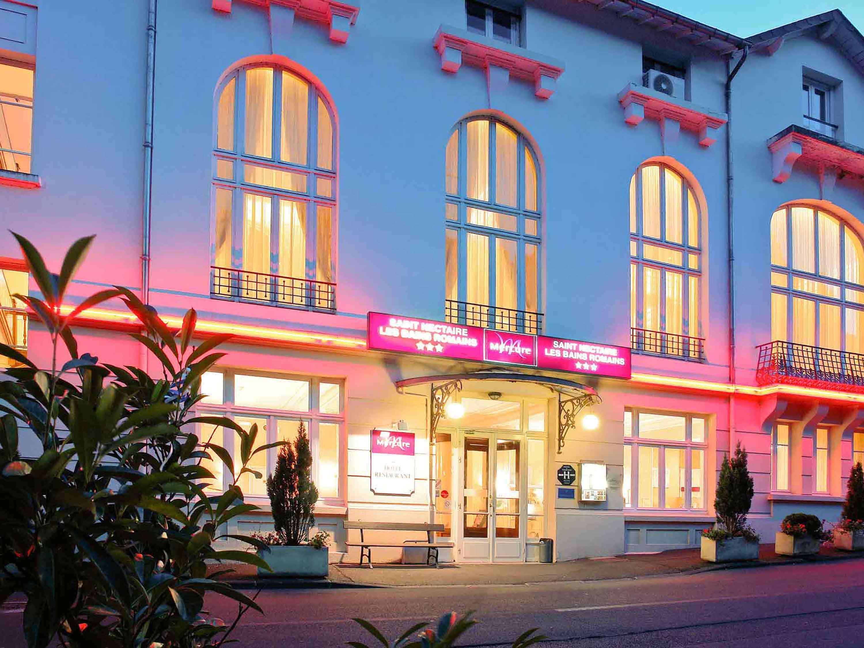 Hotel Mercure Saint-Nectaire Spa & Bien-Etre Bagian luar foto
