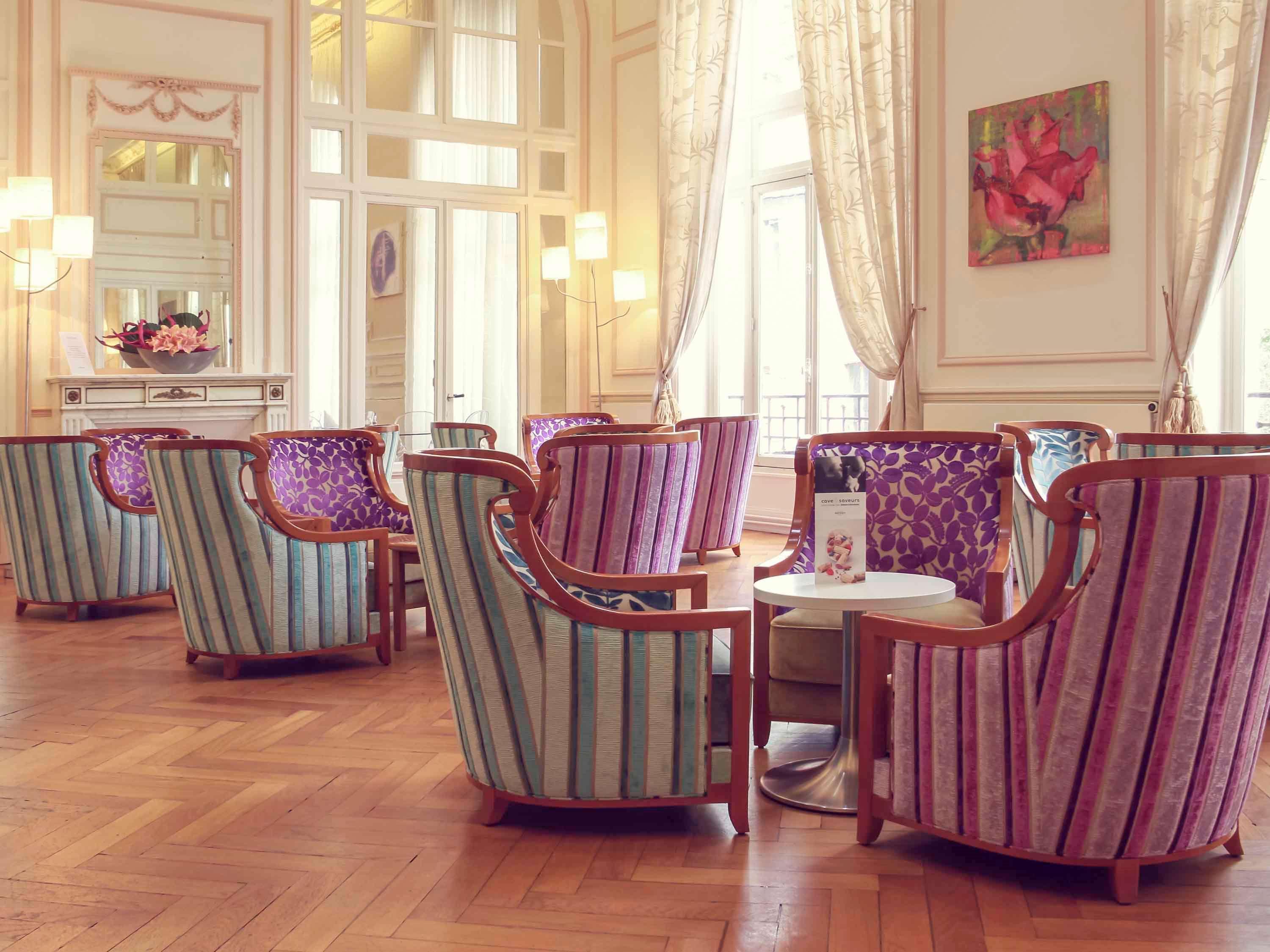 Hotel Mercure Saint-Nectaire Spa & Bien-Etre Bagian luar foto