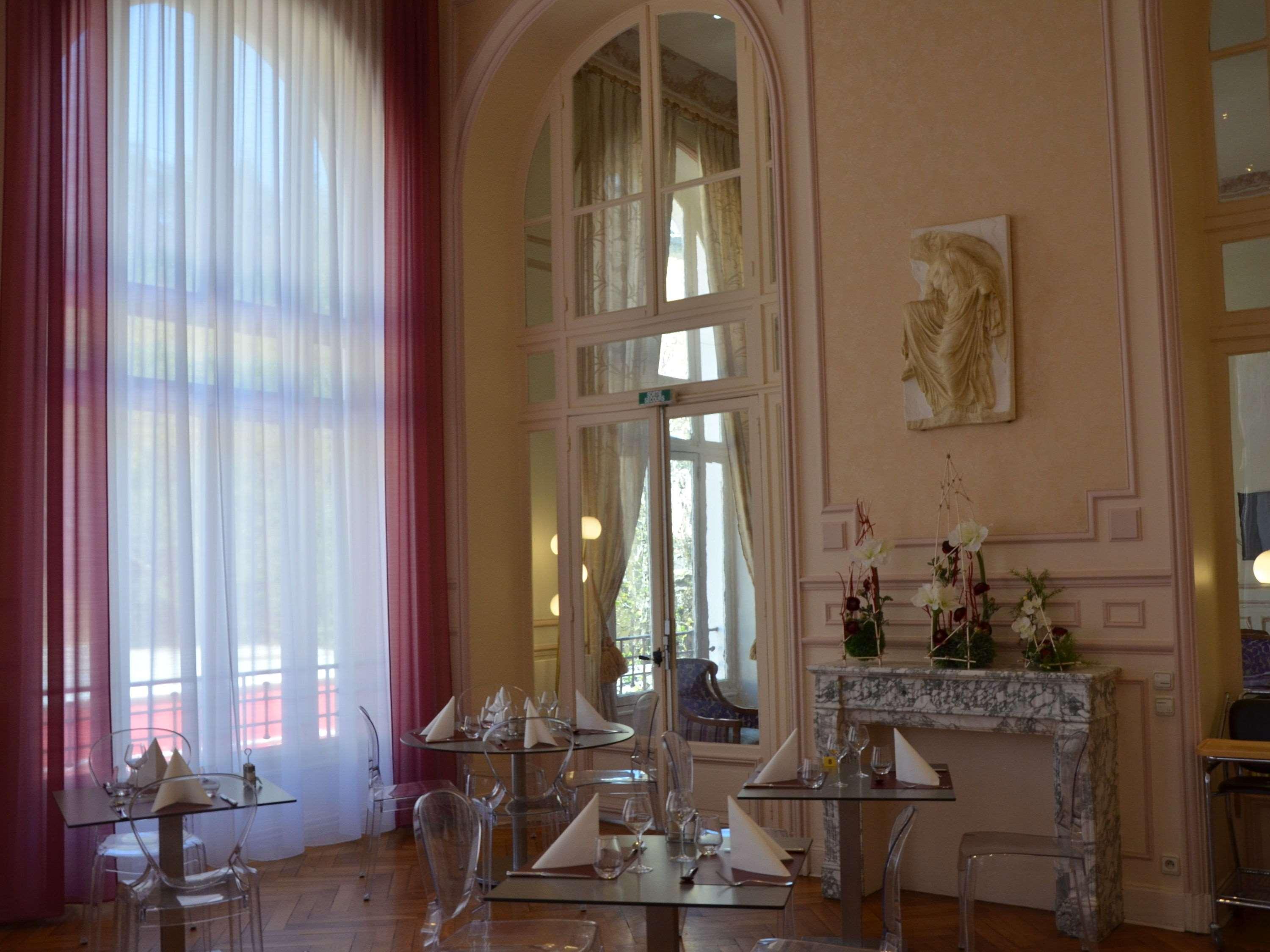 Hotel Mercure Saint-Nectaire Spa & Bien-Etre Bagian luar foto