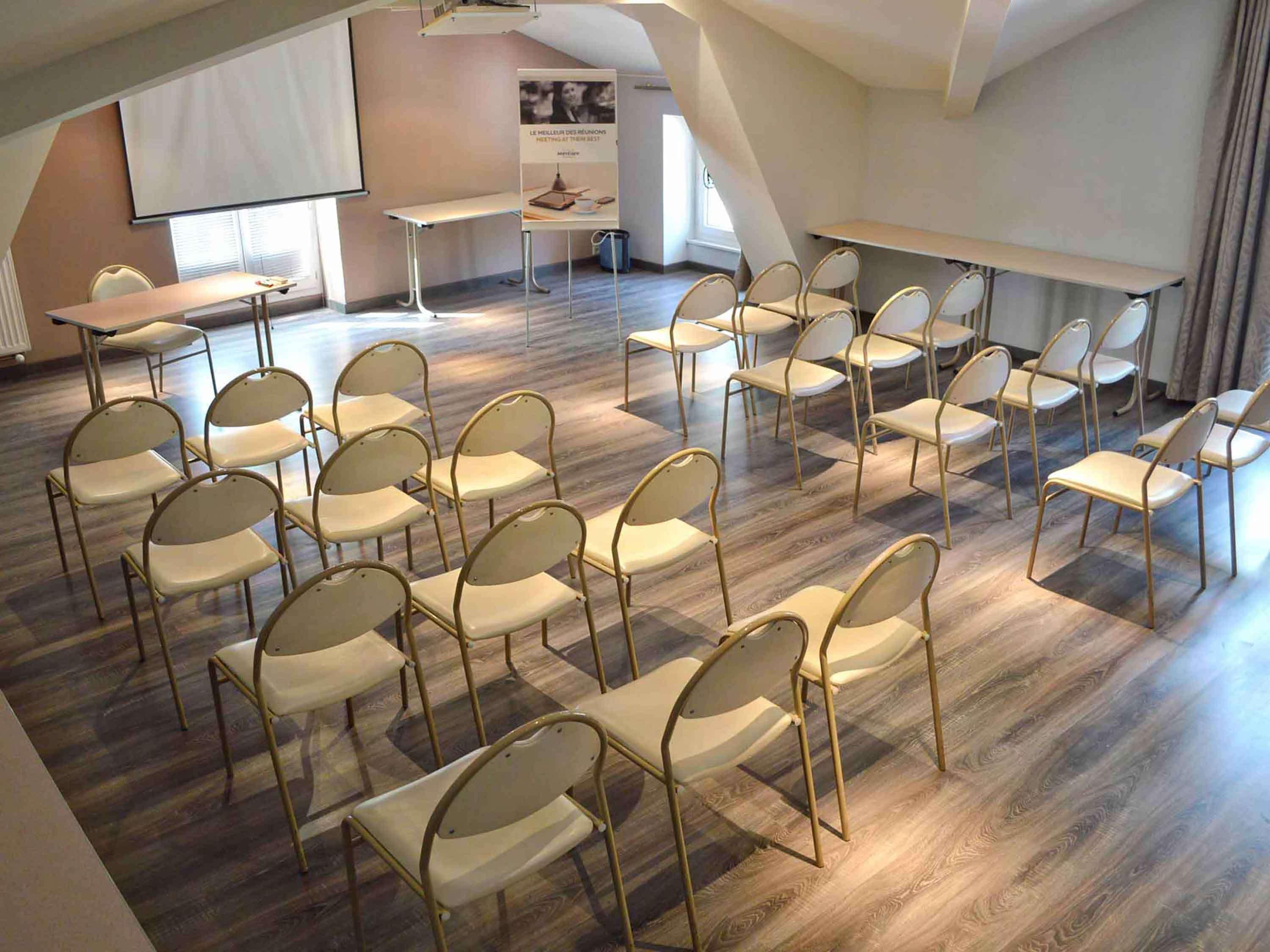 Hotel Mercure Saint-Nectaire Spa & Bien-Etre Bagian luar foto