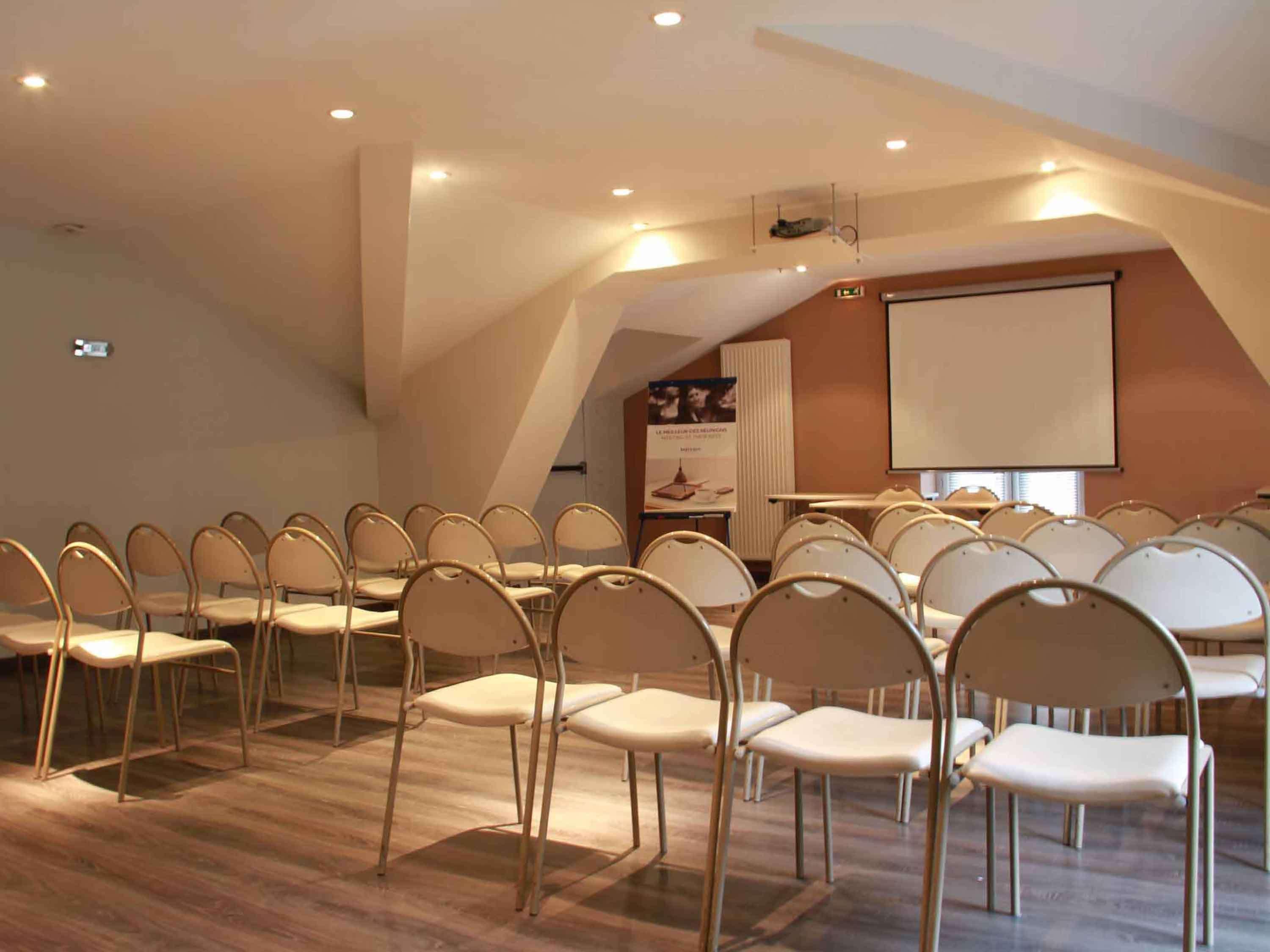 Hotel Mercure Saint-Nectaire Spa & Bien-Etre Bagian luar foto