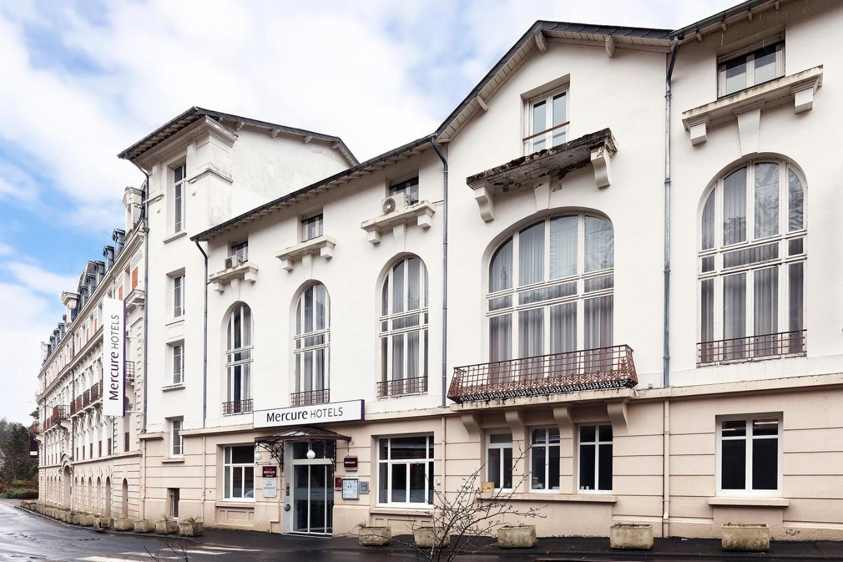 Hotel Mercure Saint-Nectaire Spa & Bien-Etre Bagian luar foto