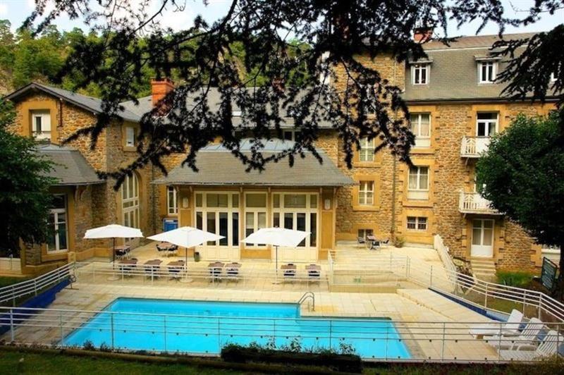 Hotel Mercure Saint-Nectaire Spa & Bien-Etre Bagian luar foto